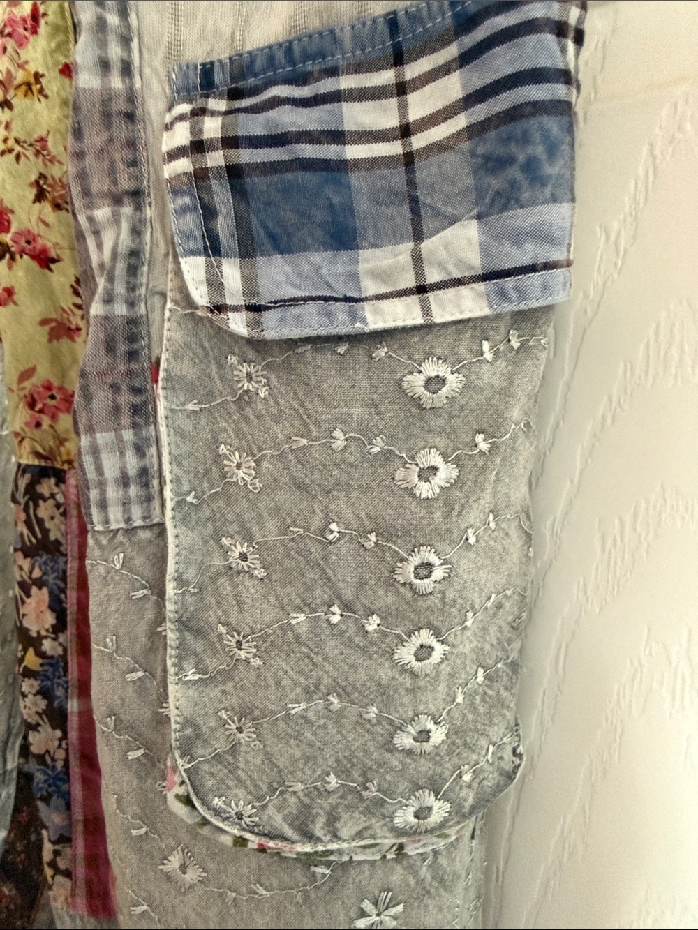 Young Threads xl Women's Multicolor Patchwork Wide-Leg CARGO Pants NWT SKU15 - Picture 2 of 10